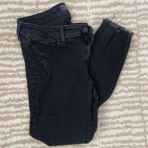 Abercrombie Harper Low Rise Black Jeans w/ rip on right leg